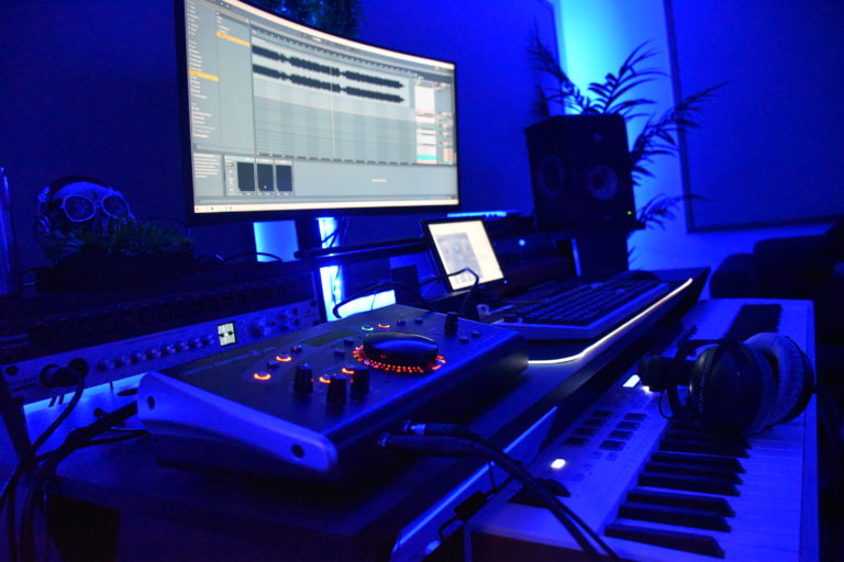 studio you-go